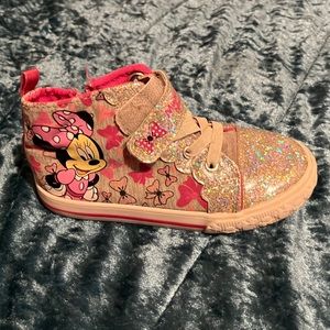 Girls Minnie Mouse high tops